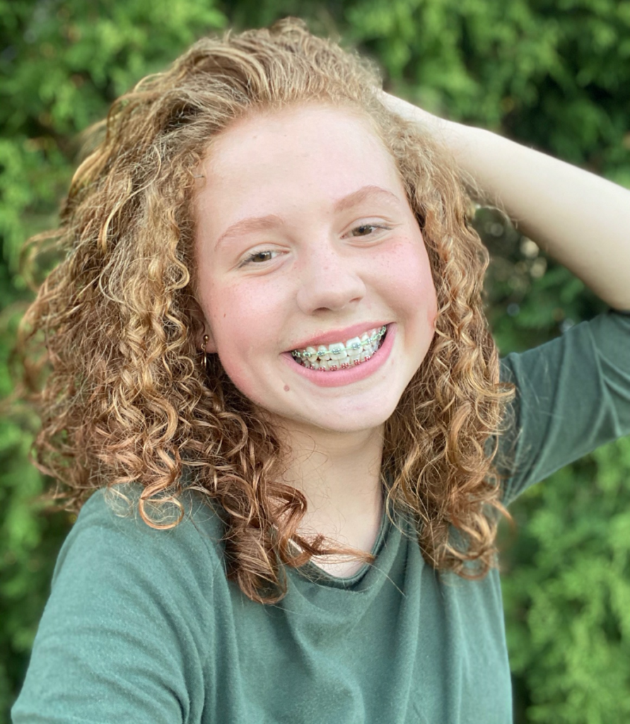 girl smiling with braces